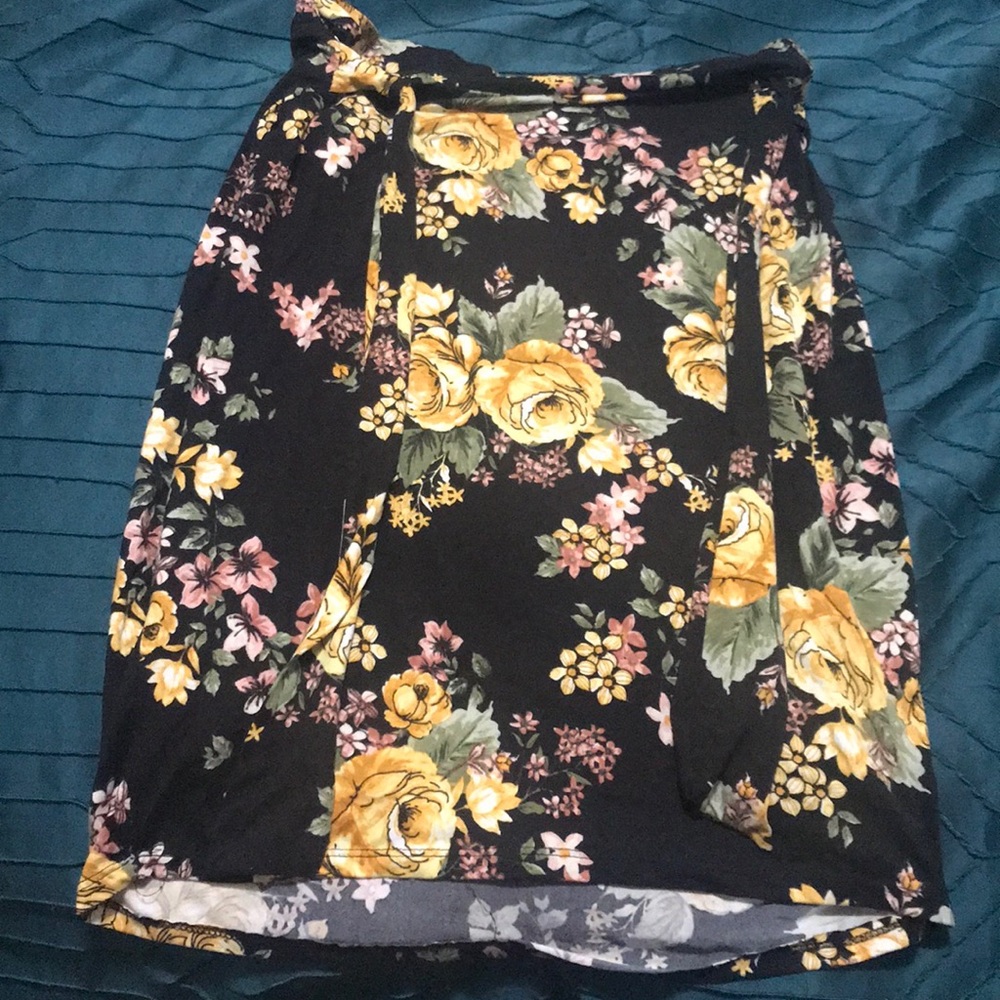 Skirt from rainbows